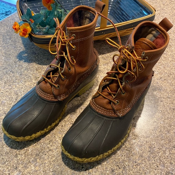 L.L. Bean Chamois Flannel Lined Uppers Duck Boots 503156  Men’s 9M GM - Picture 1 of 17